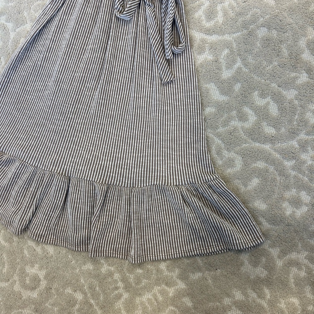 Caution to the wind tan white striped stretch wrap neutral dress women’s - Picture 2 of 7
